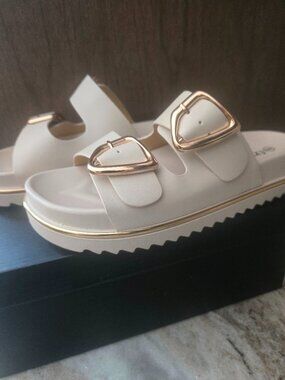 NIB Extreme by Eddie Marc sandals